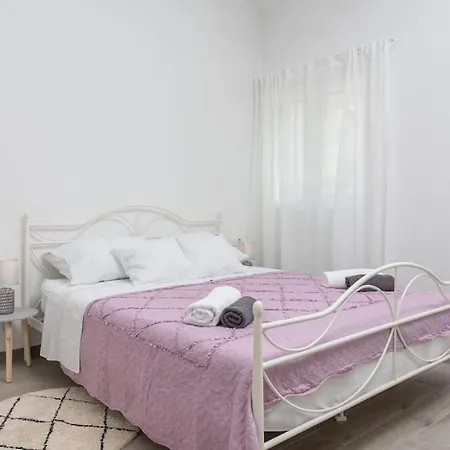 Guest House Studio Apartment
