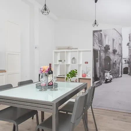 Guest House Studio Apartment Апартаменты *