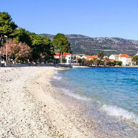 Guest House Studio Apartment Apartment Kastela