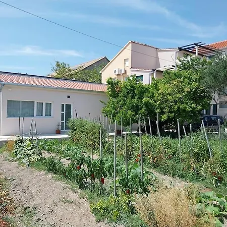 Guest House Studio Apartment